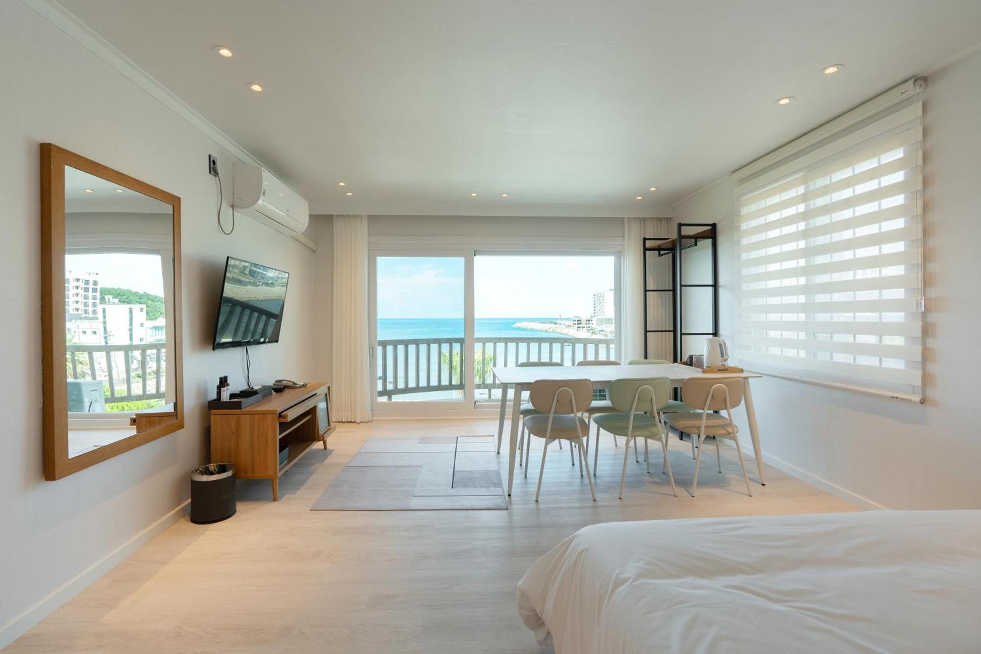 Ocean Palade Hotel Csedzsu Kültér fotó