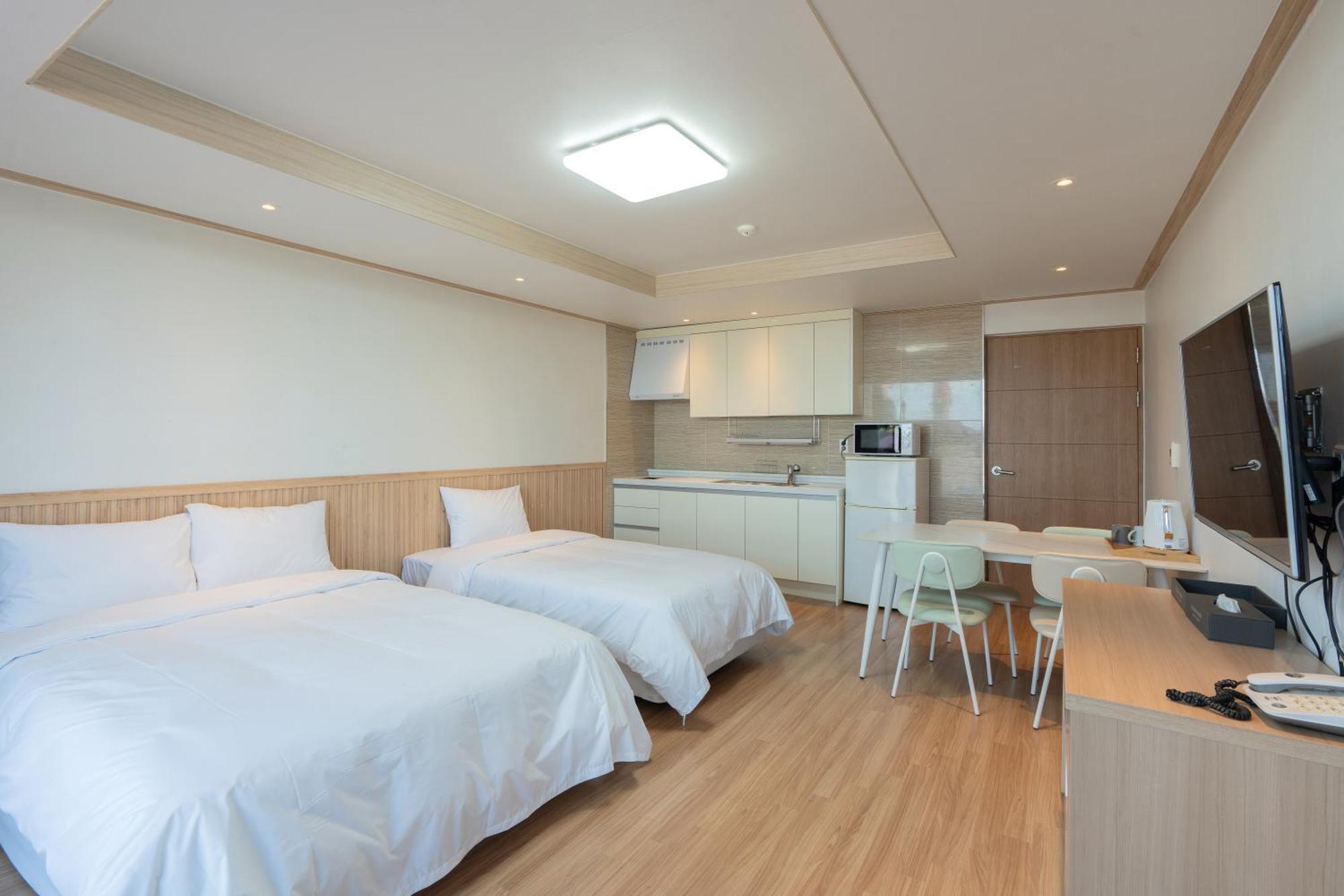 Ocean Palade Hotel Csedzsu Kültér fotó