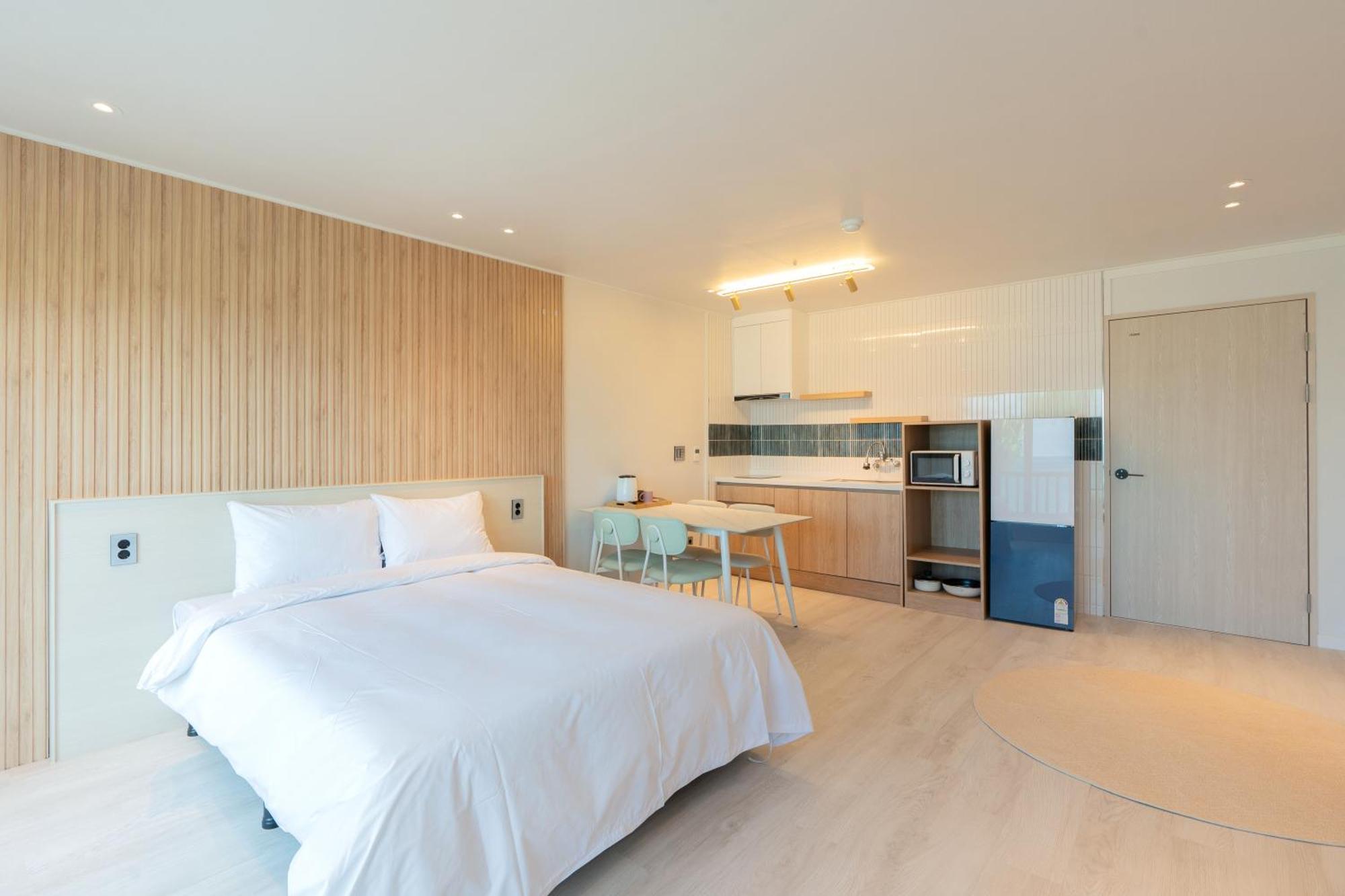 Ocean Palade Hotel Csedzsu Kültér fotó